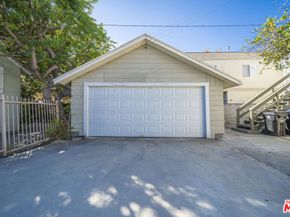 4572 Rosewood Avenue, Los Angeles CA 90004