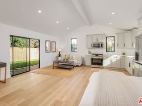 913 S Mullen Avenue, Los Angeles CA 90019