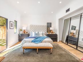913 S Mullen Avenue, Los Angeles CA 90019