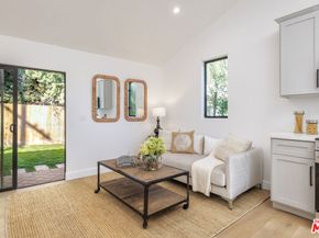 913 S Mullen Avenue, Los Angeles CA 90019