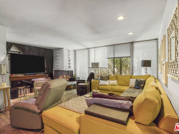 1276 N Sweetzer Avenue, West Hollywood CA 90069