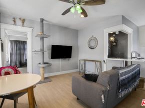 1276 N Sweetzer Avenue, West Hollywood CA 90069