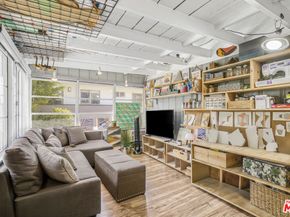1276 N Sweetzer Avenue, West Hollywood CA 90069