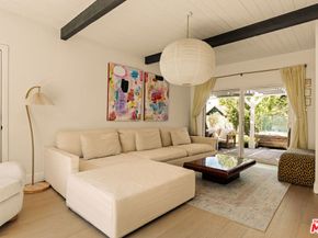 4841 Don Pio Drive, Woodland Hills CA 91364