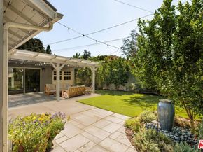 4841 Don Pio Drive, Woodland Hills CA 91364