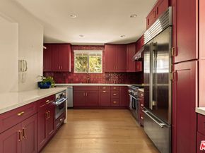 4841 Don Pio Drive, Woodland Hills CA 91364