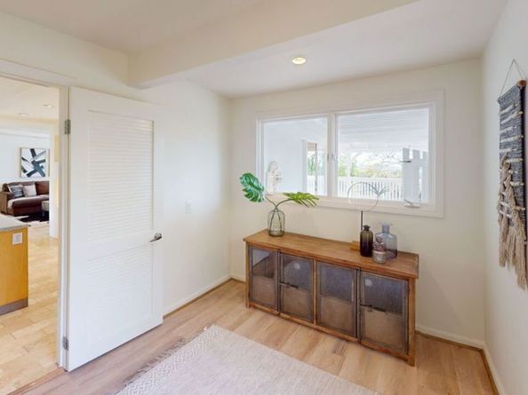 6240 Mulholland Highway, Los Angeles CA 90068