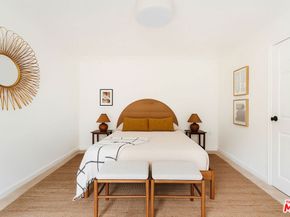 910 Glen Oaks Boulevard, Pasadena CA 91105