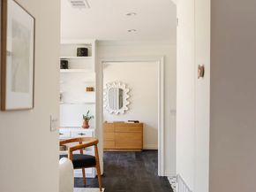 910 Glen Oaks Boulevard, Pasadena CA 91105