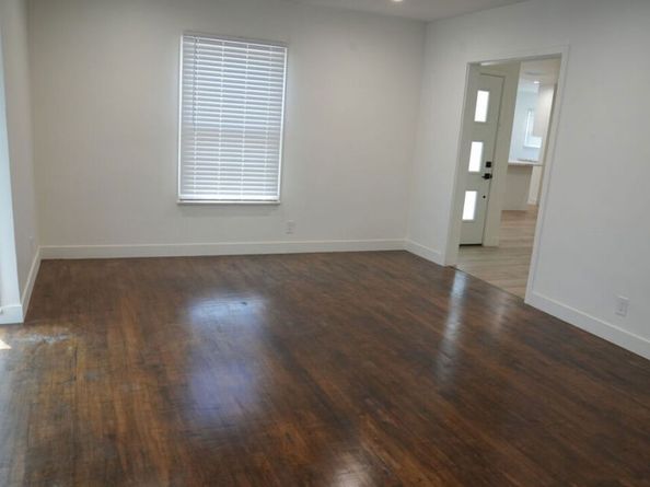 10233 S 5th Avenue, Inglewood CA 90303