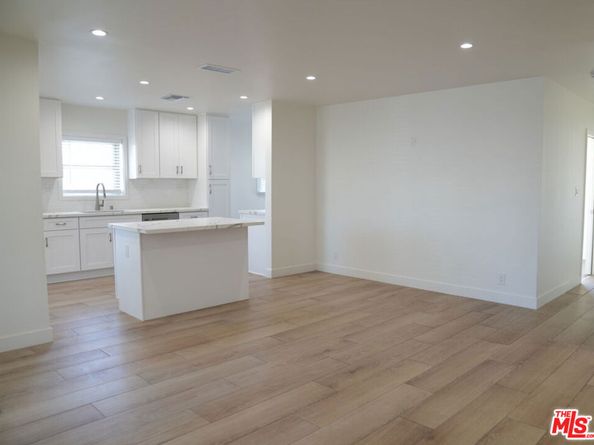 10233 S 5th Avenue, Inglewood CA 90303