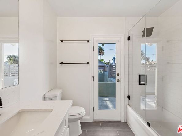 1788 W 24th Street, Los Angeles CA 90018