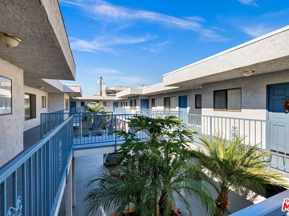 515 E Elmwood Avenue, Burbank CA 91501