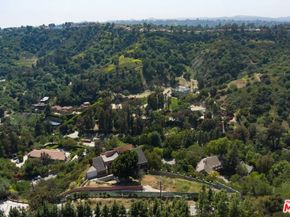 3025 Benedict Canyon Drive, Los Angeles CA 90210