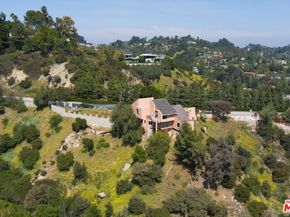3025 Benedict Canyon Drive, Los Angeles CA 90210