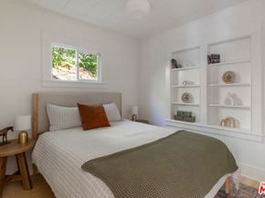 2342 Earl Street, Los Angeles CA 90039
