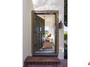 2342 Earl Street, Los Angeles CA 90039