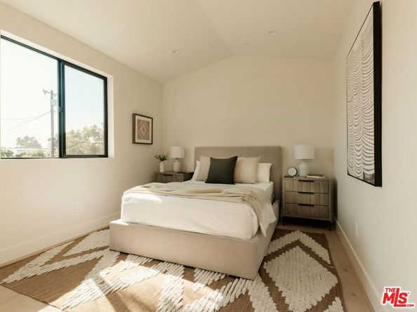 3629 Rosewood Avenue, Los Angeles CA 90066