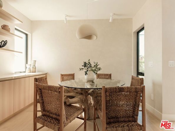 3629 Rosewood Avenue, Los Angeles CA 90066