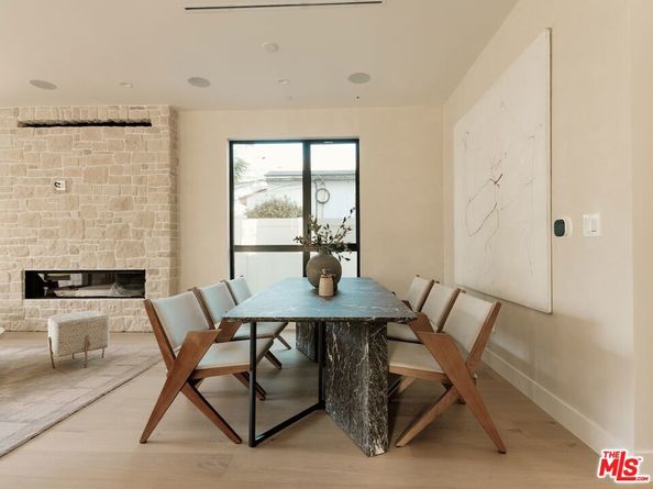 3629 Rosewood Avenue, Los Angeles CA 90066