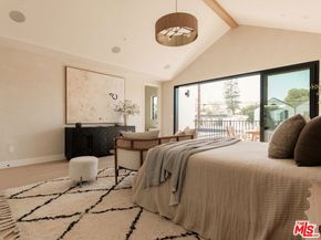 3629 Rosewood Avenue, Los Angeles CA 90066