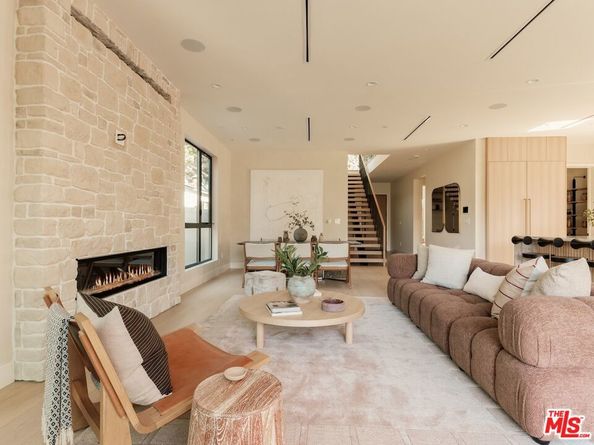 3629 Rosewood Avenue, Los Angeles CA 90066