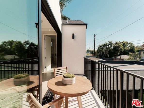 3629 Rosewood Avenue, Los Angeles CA 90066