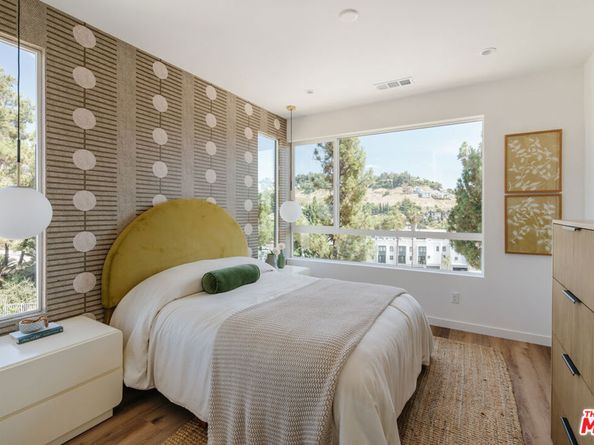 3860 N Riley Lane, Los Angeles CA 90065