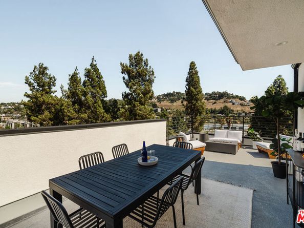 3860 N Riley Lane, Los Angeles CA 90065