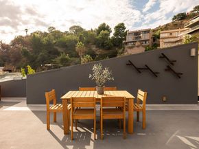 2158 Sunset Plaza Drive, Los Angeles CA 90069