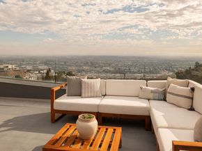 2158 Sunset Plaza Drive, Los Angeles CA 90069