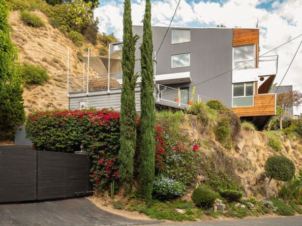 2158 Sunset Plaza Drive, Los Angeles CA 90069