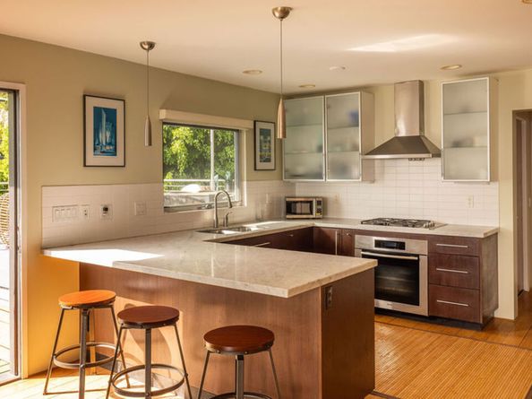 2158 Sunset Plaza Drive, Los Angeles CA 90069