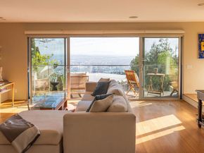 2158 Sunset Plaza Drive, Los Angeles CA 90069