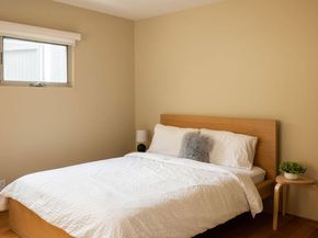 2158 Sunset Plaza Drive, Los Angeles CA 90069