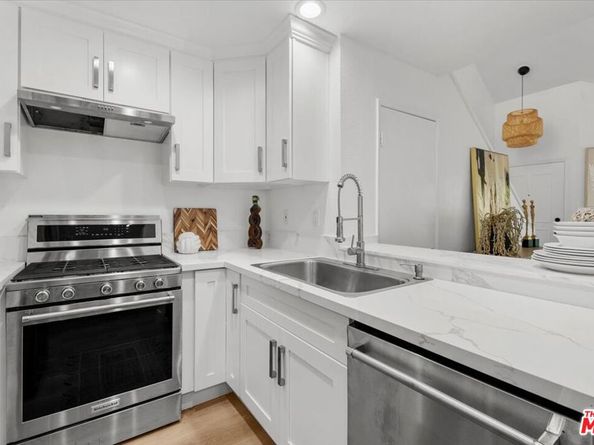 432 E Spruce Avenue 85, Inglewood CA 90301