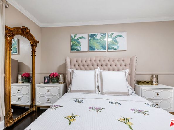 2558 Torrance Boulevard, Torrance CA 90503