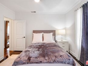 2558 Torrance Boulevard, Torrance CA 90503