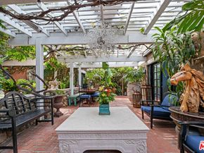 2558 Torrance Boulevard, Torrance CA 90503