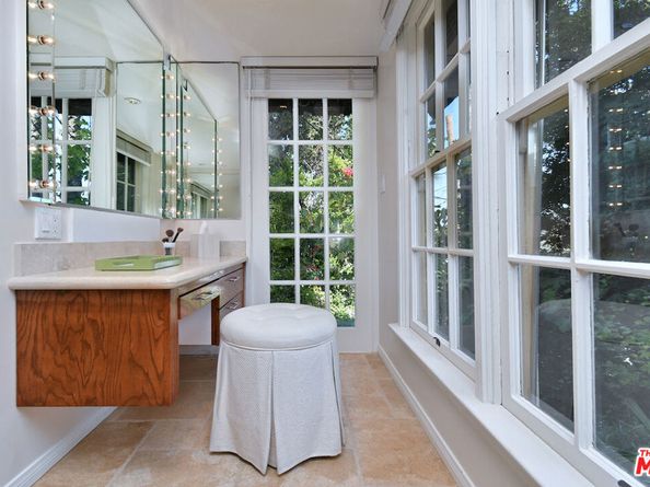 15213 Del Gado Drive, Sherman Oaks CA 91403