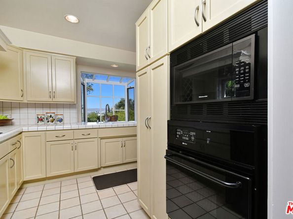 15213 Del Gado Drive, Sherman Oaks CA 91403