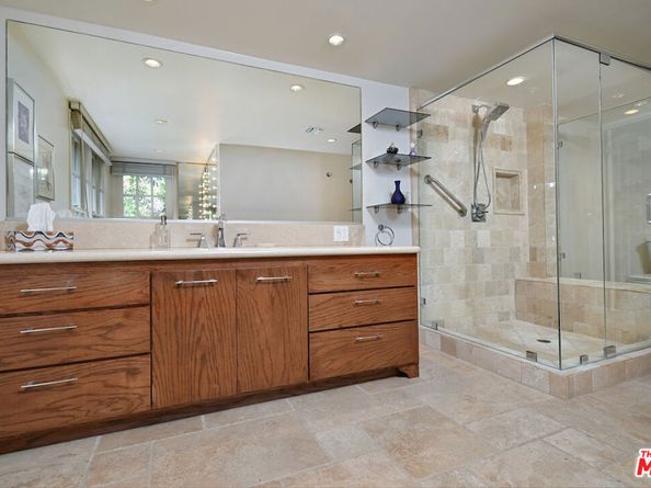 15213 Del Gado Drive, Sherman Oaks CA 91403