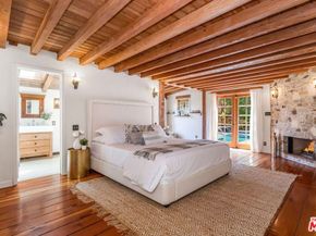 3940 Davana Road, Sherman Oaks CA 91423