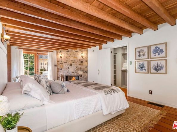 3940 Davana Road, Sherman Oaks CA 91423