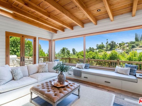 3940 Davana Road, Sherman Oaks CA 91423