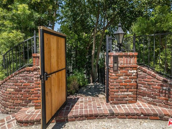 3940 Davana Road, Sherman Oaks CA 91423