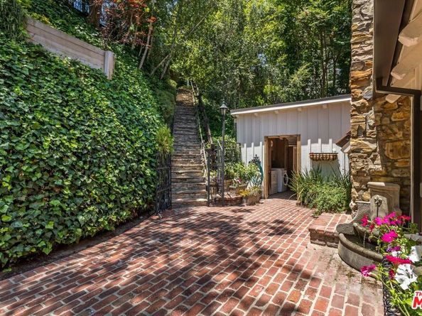 3940 Davana Road, Sherman Oaks CA 91423