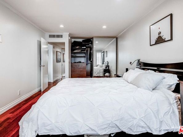 800 W 1st Street 602, Los Angeles CA 90012