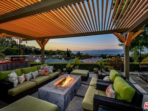 3540 WILLOWCREST Avenue, Studio City CA 91604