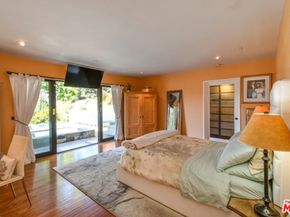 3540 WILLOWCREST Avenue, Studio City CA 91604